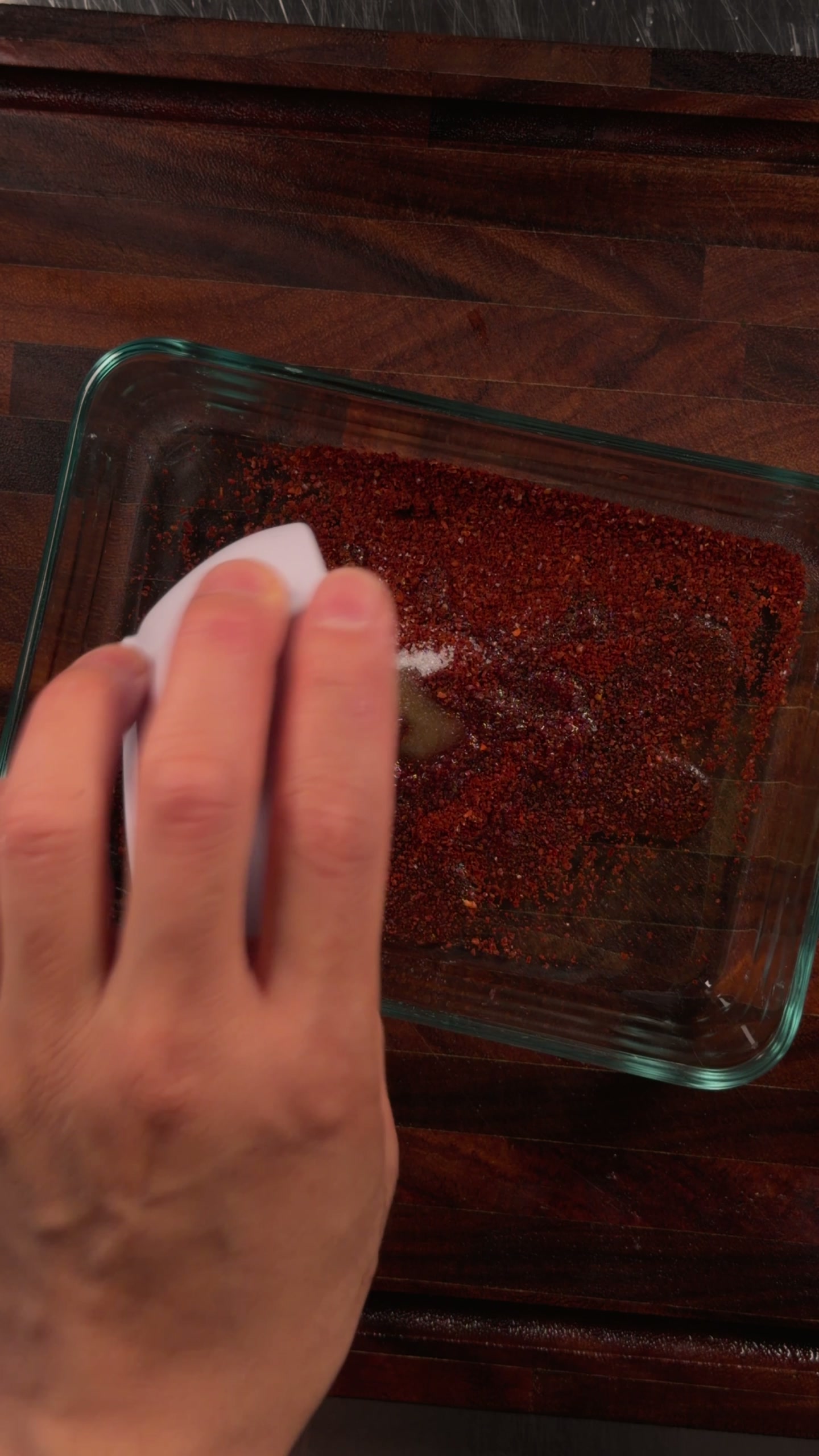 Building the gochugaru sauce.